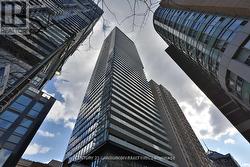 3102 - 15 GRENVILLE STREET Toronto, ON M4Y 1A1