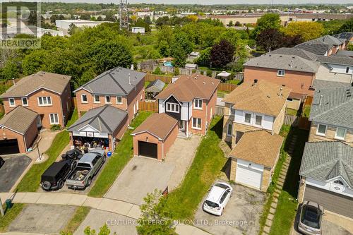611 ATWOOD CRESCENT  Pickering, ON L1W 3W7