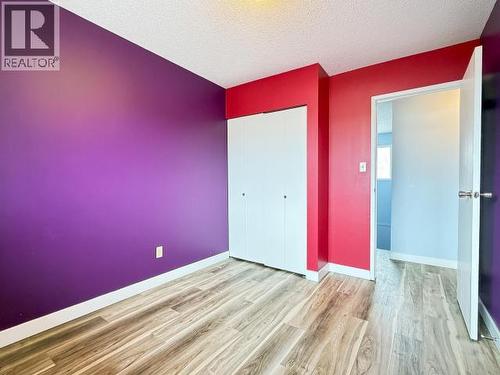 18-20 Harper Street, Faro, YT 