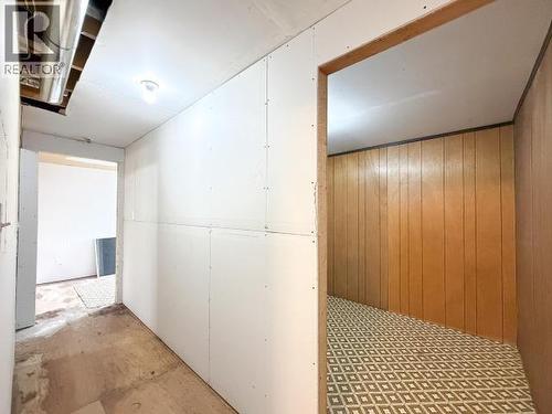 18-20 Harper Street, Faro, YT 