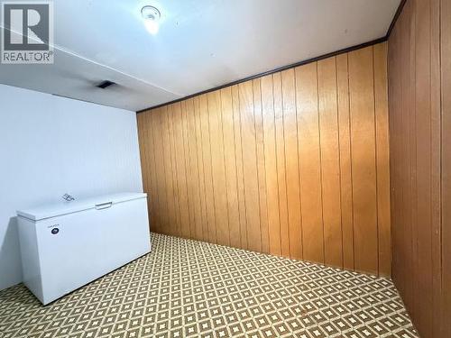 18-20 Harper Street, Faro, YT 