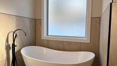 5072 Berland Bend, Windermere, BC 