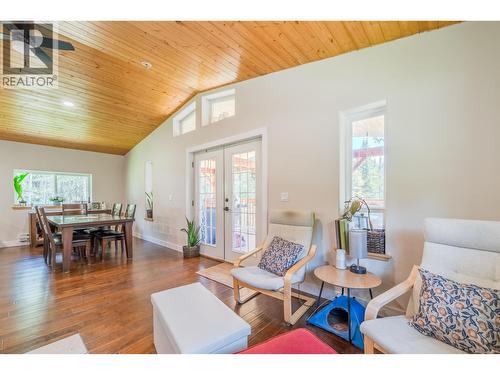 6341 Redpath Road, Forest Grove, BC 