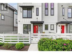 307 Glen Park Drive Unit# 30 Kelowna, BC V1V 0H1