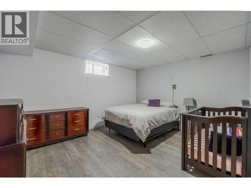 Basement bedroom - 6763 Meadows Drive, Oliver, BC - Indoor Photo Showing Bedroom