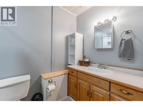 Basement 3-piece bath - 6763 Meadows Drive, Oliver, BC - Indoor Photo Showing Bathroom