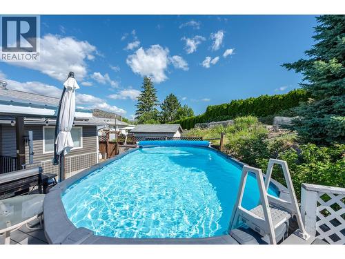 Above-ground pool - 6763 Meadows Drive, Oliver, BC - Outdoor With Above Ground Pool