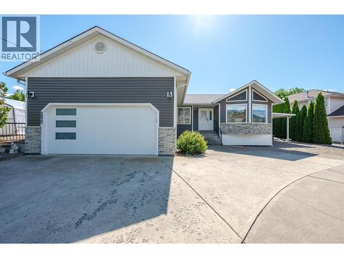 Front view - 6763 Meadows Drive, Oliver, BC - Outdoor