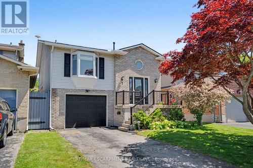 7 REMBRANDT DRIVE  Grimsby, ON L3M 4Z6