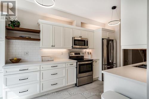 24 - 10 Davidson Boulevard, Hamilton, ON 