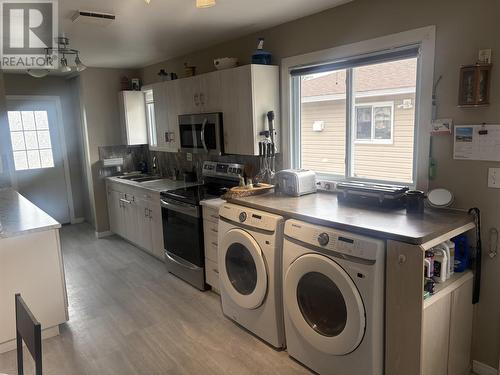 14 Albert St, Elliot Lake, ON 