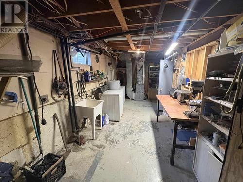 14 Albert St, Elliot Lake, ON 