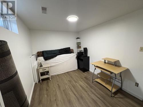 14 Albert St, Elliot Lake, ON 