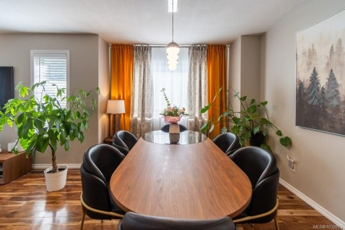 749 Marchmont Rd, Duncan, BC 