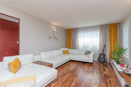 749 Marchmont Rd, Duncan, BC 