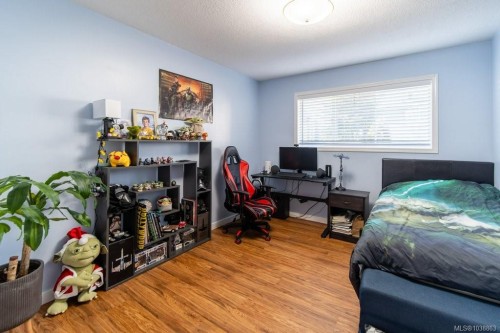 749 Marchmont Rd, Duncan, BC 
