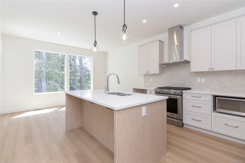 2172 Bellflower Dr, Langford, BC 