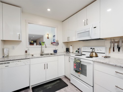 #65-4125 Interurban Rd, Saanich, BC 