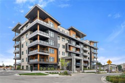 #201-2520 Hackett Cres Central Saanich, BC V8M 0C5