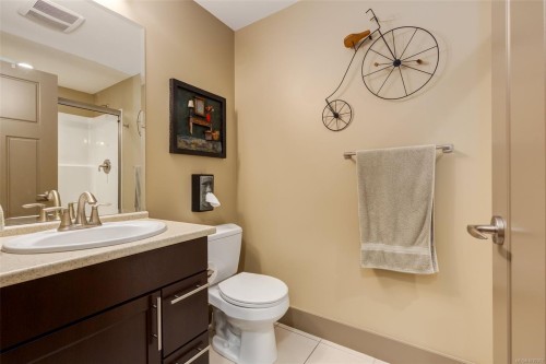 #102-5418 Jacobs Lane, Nanaimo, BC 
