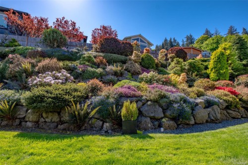 #102-5418 Jacobs Lane, Nanaimo, BC 
