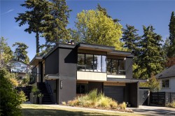 2887 Colquitz Ave Saanich, BC V9A 2L9
