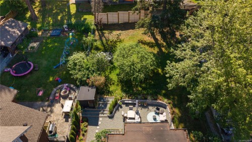 2887 Colquitz Ave, Saanich, BC 