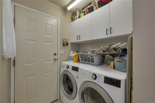 755 Kit Cres, Campbell River, BC 