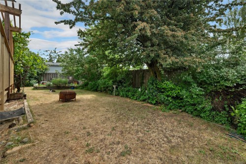 755 Kit Cres, Campbell River, BC 