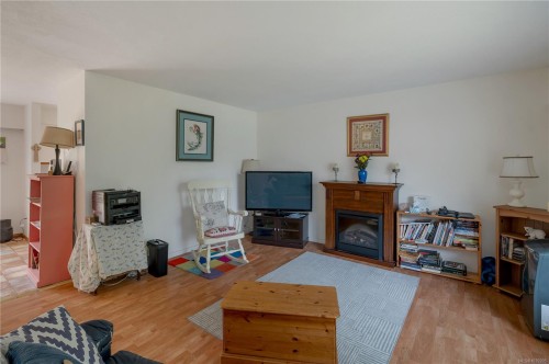755 Kit Cres, Campbell River, BC 