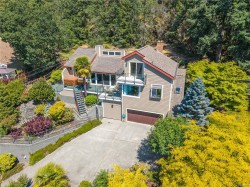 1599 Knight Court Rd Nanaimo, BC V9T 4L2