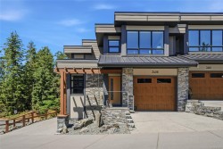 3406 Ocean Mist Pl Nanaimo, BC V9T 0E7