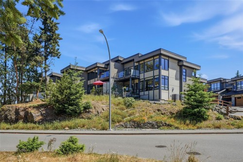 3406 Ocean Mist Pl, Nanaimo, BC 