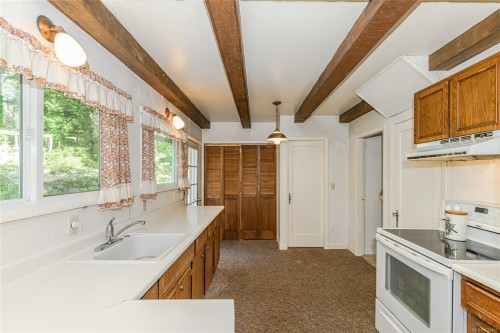 1254 Burnside Rd West, View Royal, BC 