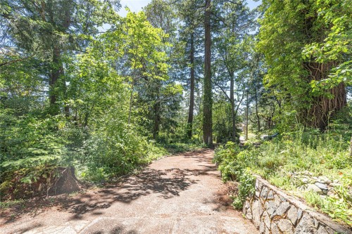 1254 Burnside Rd West, View Royal, BC 