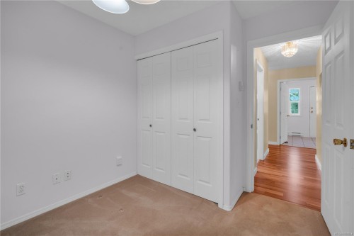 8008 Glenhurst Dr North, Crofton, BC 