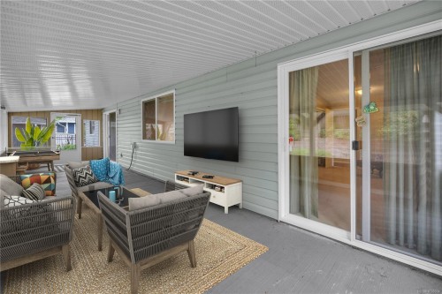 8008 Glenhurst Dr North, Crofton, BC 