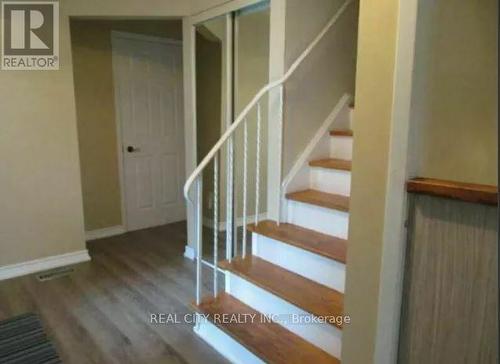 2290 Delkus Crescent, Mississauga, ON 