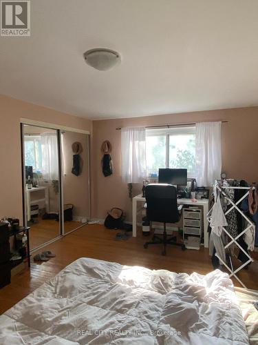 2290 Delkus Crescent, Mississauga, ON 