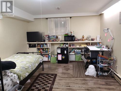 2290 Delkus Crescent, Mississauga, ON 