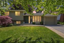 570 ROSEDALE CRESCENT Burlington, ON L7N 2T1