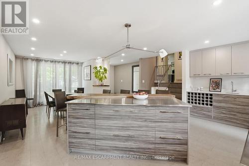 570 Rosedale Crescent, Burlington, ON 