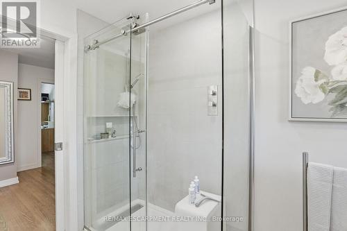 570 Rosedale Crescent, Burlington, ON 