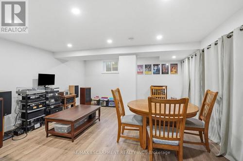 570 Rosedale Crescent, Burlington, ON 