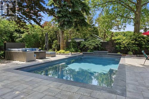 570 Rosedale Crescent, Burlington, ON 