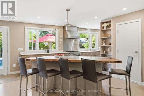 570 Rosedale Crescent, Burlington, ON 