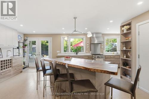 570 Rosedale Crescent, Burlington, ON 