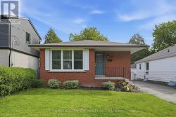 1347 FISHER AVENUE  Burlington, ON L7P 2L7