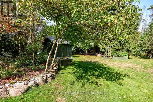 28 Nicholson Crescent, Springwater, ON 