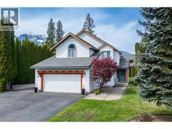 1107 Pineridge Crescent Revelstoke, BC V0E 2S1